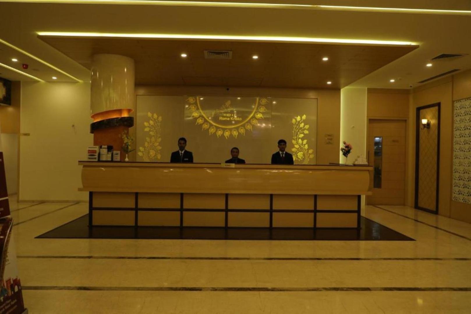 Hotel Roma Kristo Dwārka Extérieur photo