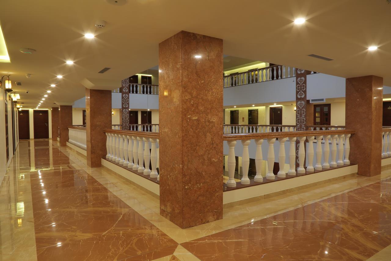 Hotel Roma Kristo Dwārka Extérieur photo