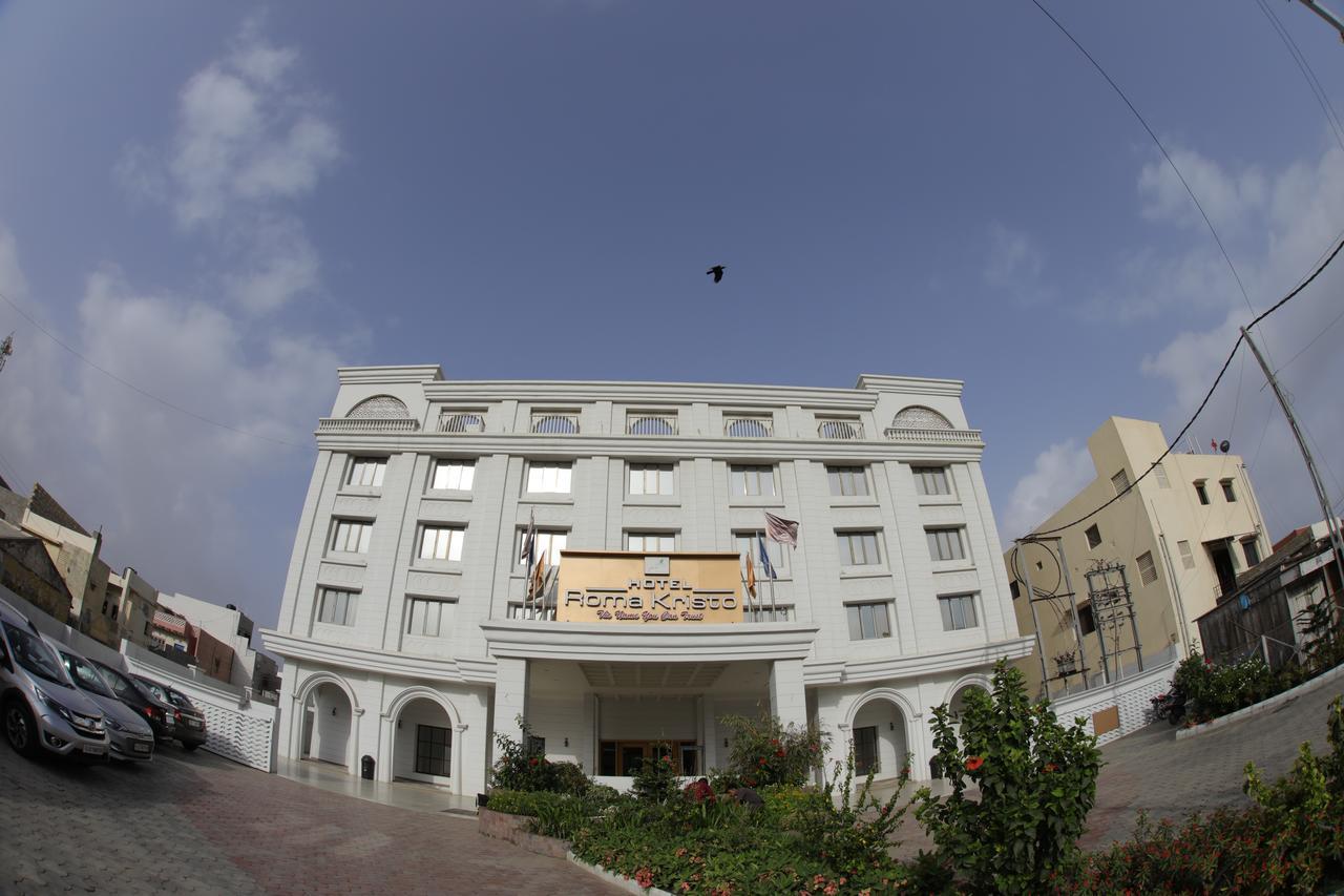 Hotel Roma Kristo Dwārka Extérieur photo